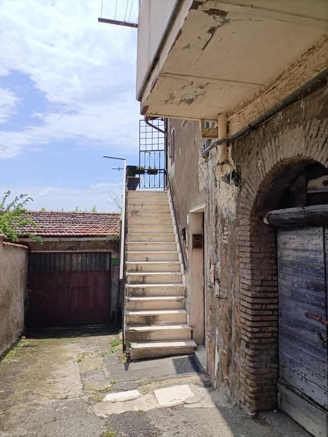 Nepi - Intero Alloggio Nel Centro Storico Ngoại thất bức ảnh